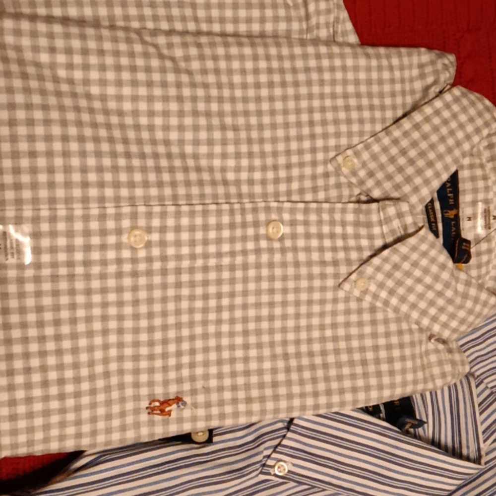 Beautiful new Ralph Lauren polo classic dress shirts last 9 medium size, colors